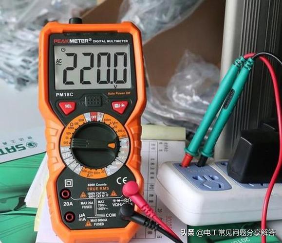 万用表测量直流电压应注意（万用表测量直流电压应注意什么问题）